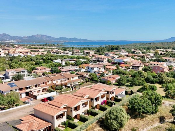 appartamento in vendita ad Olbia in zona Murta Maria