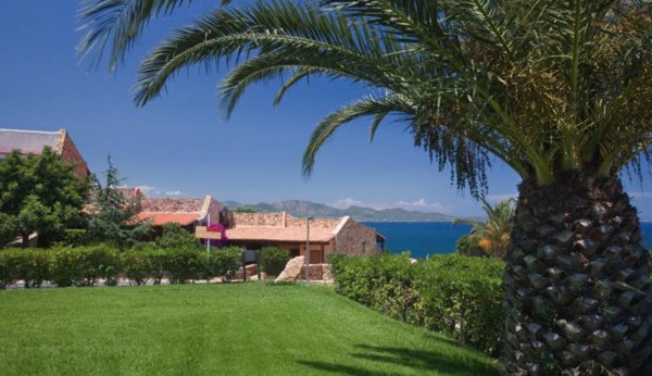 appartamento in vendita ad Olbia in zona Porto Istana