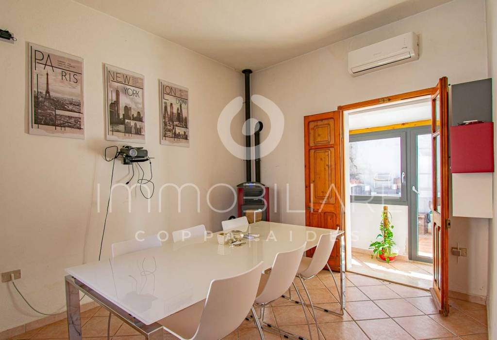 casa indipendente in vendita ad Olbia in zona Barcellona