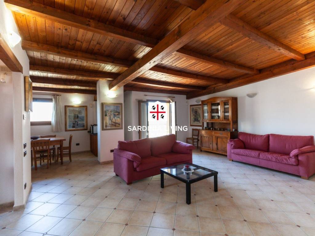 appartamento in vendita ad Olbia in zona Baratta