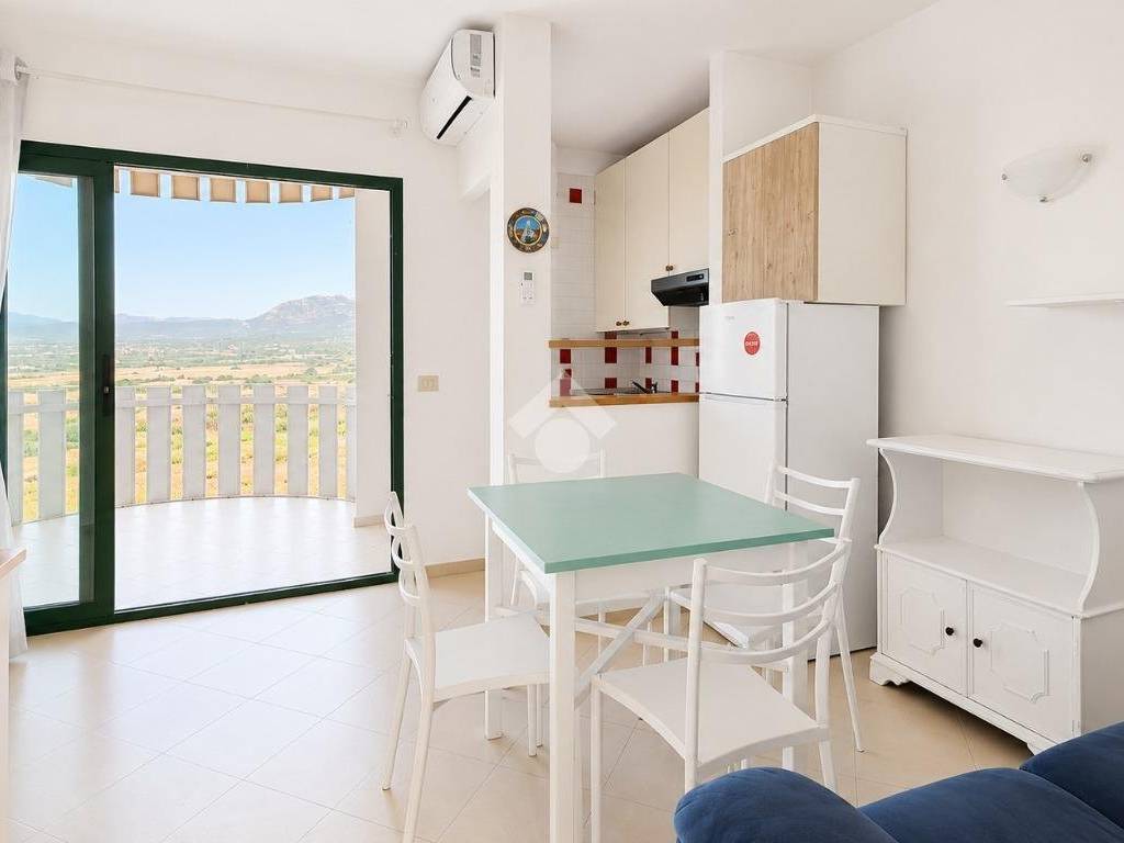 appartamento in vendita ad Olbia