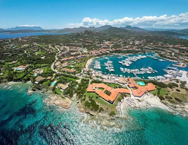 casa indipendente in vendita ad Olbia in zona Rudalza