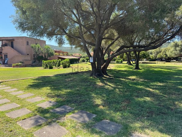 appartamento in vendita ad Olbia in zona Rudalza
