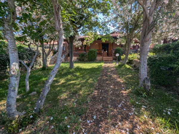 casa indipendente in vendita ad Olbia