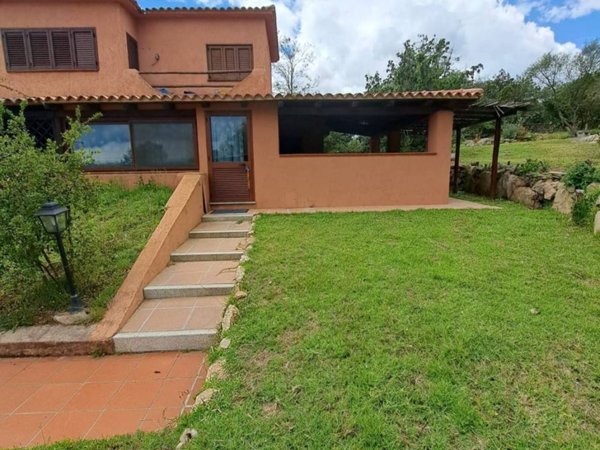 casa indipendente in vendita ad Olbia in zona Porto Rotondo