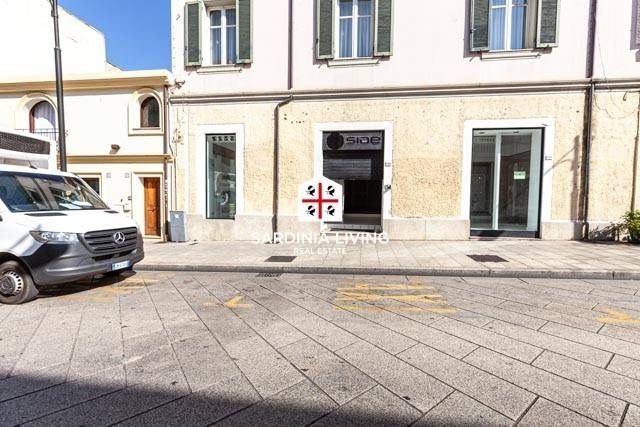 negozio in vendita ad Olbia in zona Centro Storico