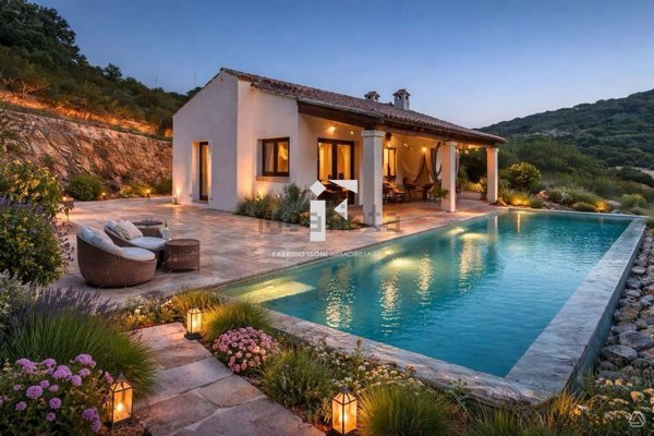 casa indipendente in vendita ad Olbia in zona San Pantaleo