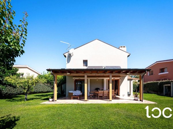 casa indipendente in vendita ad Olbia in zona Aldo Moro