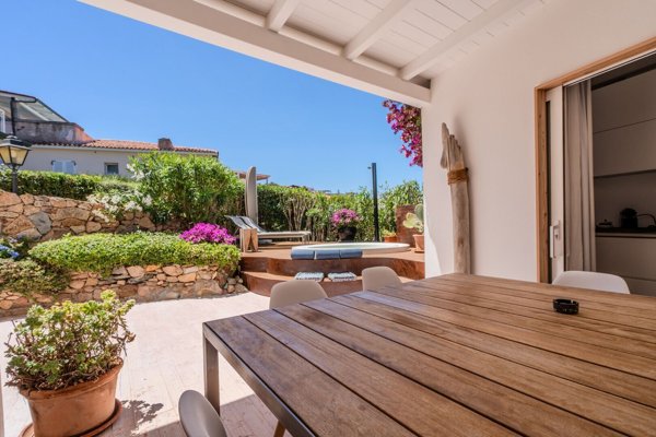 appartamento in vendita ad Olbia in zona Porto Rotondo