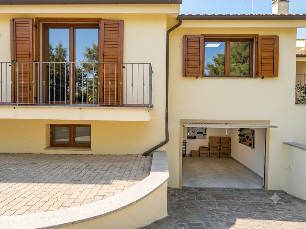 casa indipendente in vendita ad Olbia in zona Pittulongu