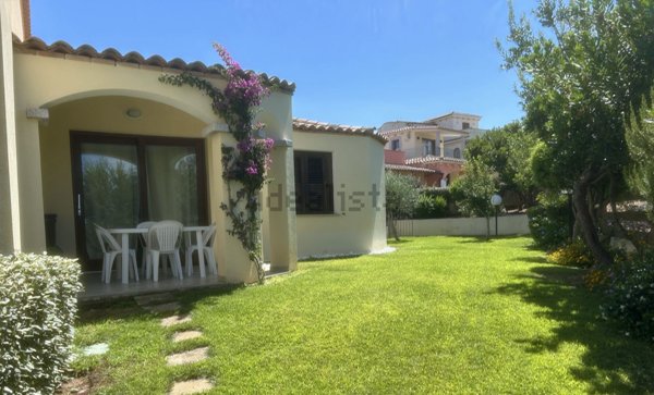 casa indipendente in vendita ad Olbia in zona Murta Maria