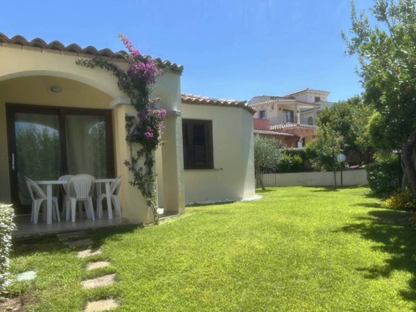 casa indipendente in vendita ad Olbia in zona Murta Maria