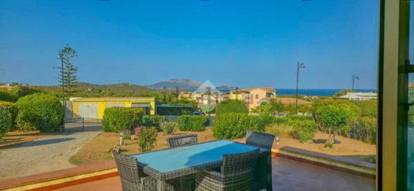 casa indipendente in vendita ad Olbia in zona Pittulongu