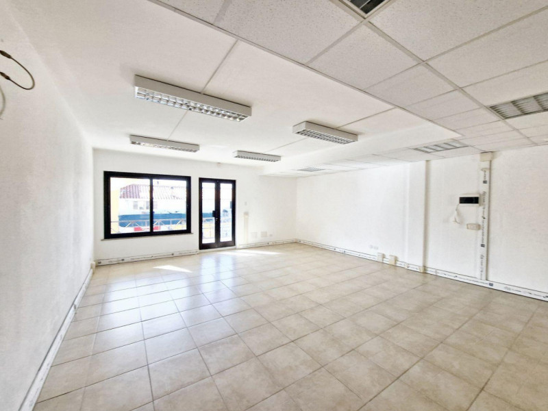 ufficio in vendita ad Olbia in zona Centro Storico