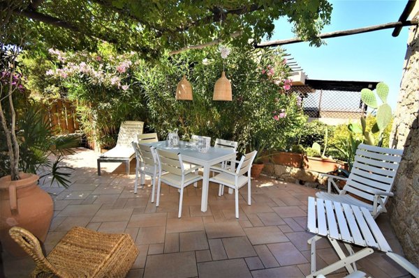 appartamento in vendita ad Olbia in zona Portisco