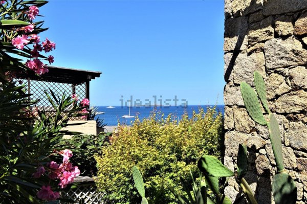 appartamento in vendita ad Olbia in zona Portisco