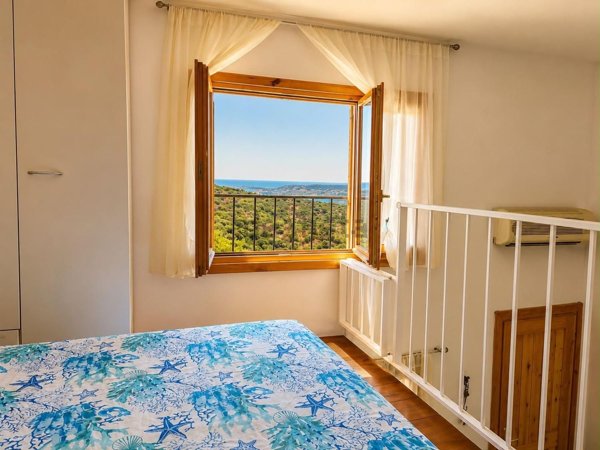appartamento in vendita ad Olbia in zona Cugnana