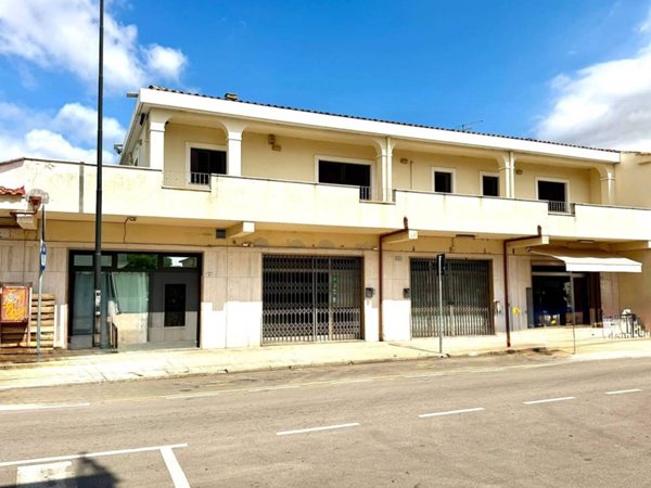 negozio in vendita ad Olbia in zona Olbia Mare / Sa Marinedda