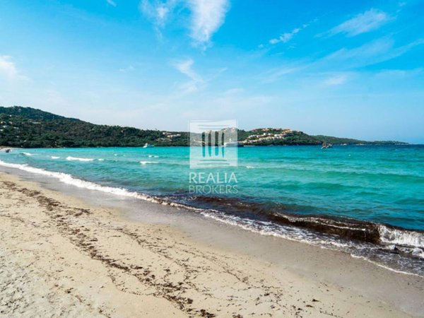 appartamento in vendita ad Olbia in zona Marinella