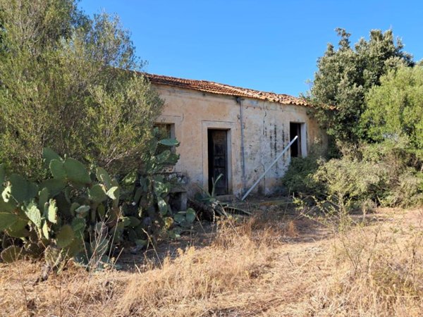 casa indipendente in vendita ad Olbia in zona San Pantaleo