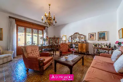 casa indipendente in vendita ad Olbia