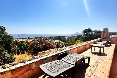 casa indipendente in vendita ad Olbia in zona Portisco