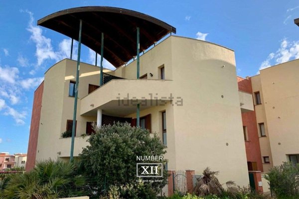 appartamento in vendita ad Olbia in zona Baratta