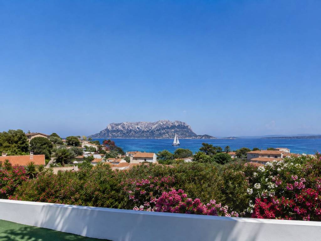 casa indipendente in vendita ad Olbia in zona Pittulongu