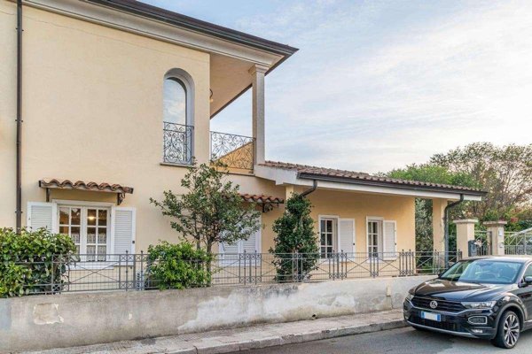 casa indipendente in vendita ad Olbia