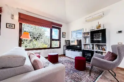 casa indipendente in vendita ad Olbia in zona Aldo Moro
