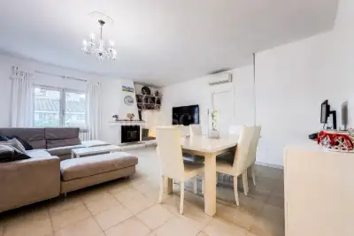 casa indipendente in vendita ad Olbia in zona Aldo Moro