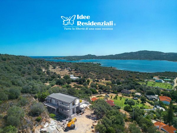 casa indipendente in vendita ad Olbia in zona Milmeggiu