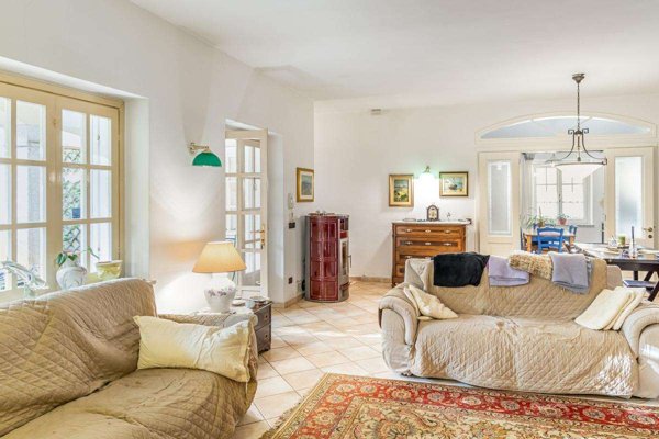casa indipendente in vendita ad Olbia