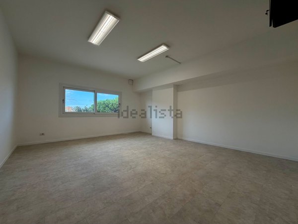 ufficio in vendita ad Olbia in zona Centro Storico