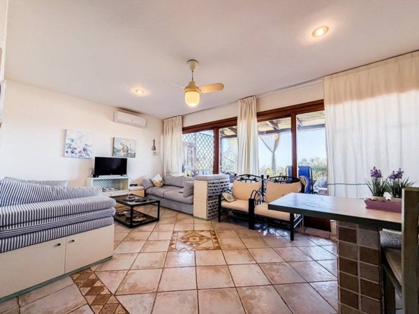 appartamento in vendita ad Olbia in zona Portisco