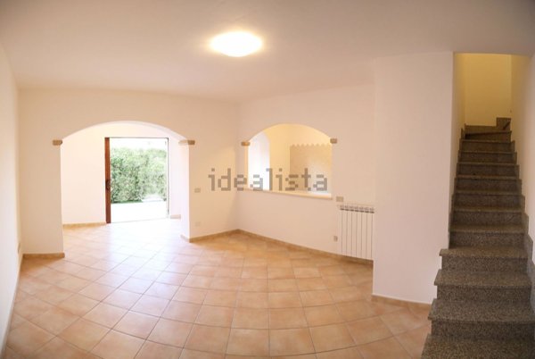casa indipendente in vendita ad Olbia in zona Barcellona