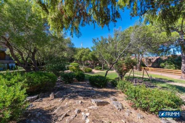 appartamento in vendita ad Olbia in zona Cugnana