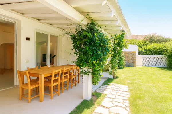 casa indipendente in vendita ad Olbia in zona Bunthe