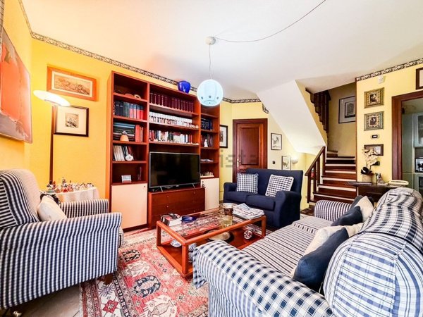 villa in vendita ad Olbia in zona Aldo Moro