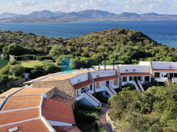 appartamento in vendita ad Olbia in zona Porto Istana