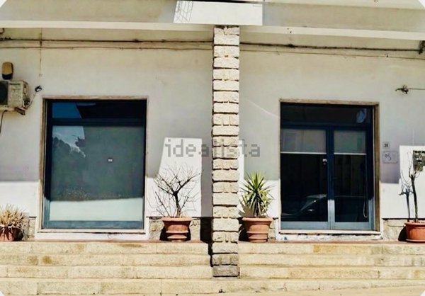 ufficio in vendita ad Olbia in zona Aldo Moro