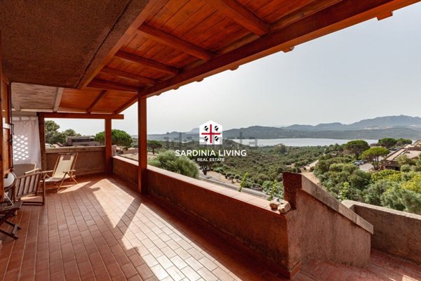 appartamento in vendita ad Olbia in zona Cugnana