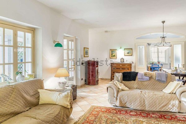 casa indipendente in vendita ad Olbia in zona Aldo Moro