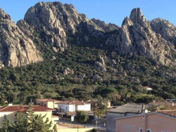 casa indipendente in vendita ad Olbia