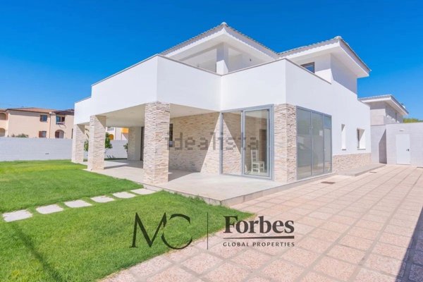 casa indipendente in vendita ad Olbia in zona Aldo Moro
