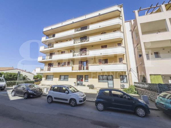 appartamento in vendita ad Olbia in zona San Simplicio