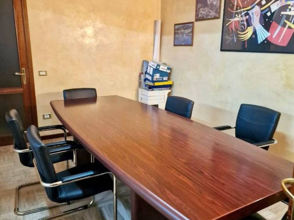 ufficio in vendita ad Olbia