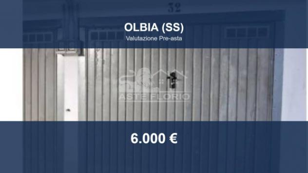 box auto in vendita ad Olbia