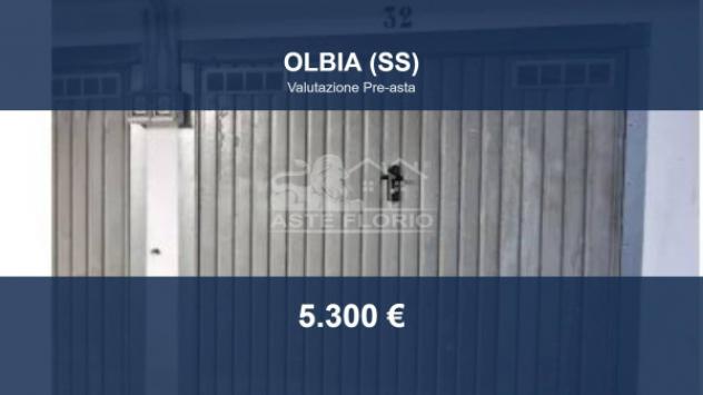 box auto in vendita ad Olbia