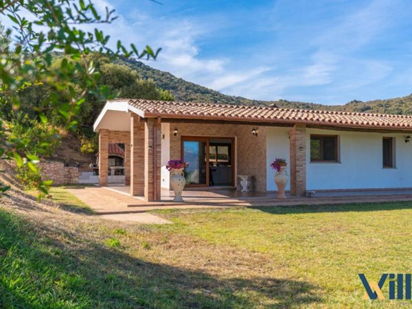 casa indipendente in vendita ad Olbia in zona Santa Mariedda